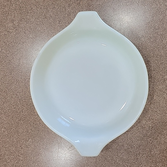 Vintage Pyrex 1 Pint Yellow Casserole Dish!! - Picture 7 of 16